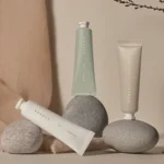 571-pirkti-NEEDLY-Sensory-Hand-Cream-Dreamy-Desert-kaina-3 pirkti NEEDLY Sensory Hand Cream Dreamy Desert – drėkinantis rankų kremas kaina